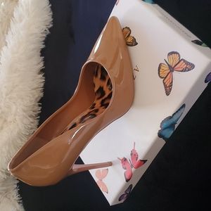 AZALEA WANG nude pump